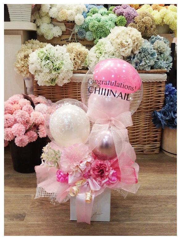 名入れ込みでこの華やかさ♡店頭でも大人気の卓上バルーンギフト